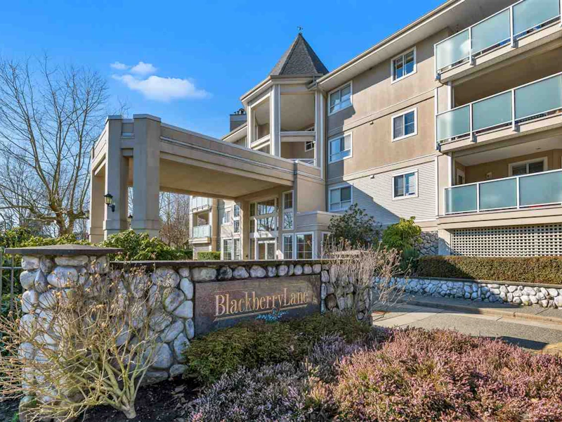 112 - 20145 55a Avenue, Langley BC V3A 8L6