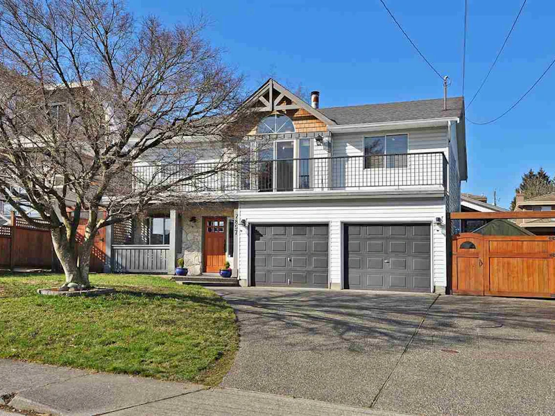 7857 15th Avenue, Burnaby BC V3N 1W7