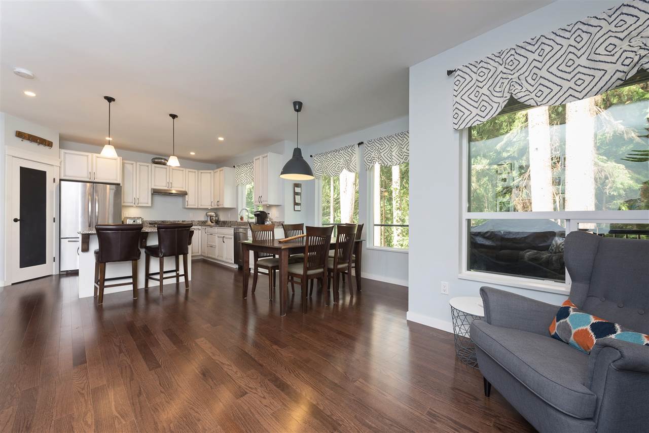 24-3295 Sunnyside Rd  