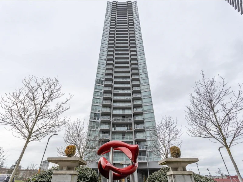 1301 - 13618 100th Avenue, Surrey BC V3T 0A8