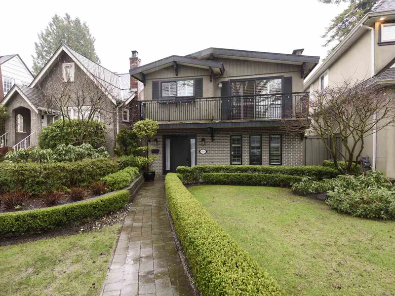 186 W 22nd Avenue, Vancouver BC V5Y 2G1