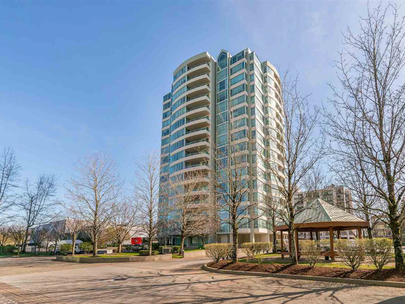 1704 - 15038 101st Avenue, Surrey BC V3R 0N2