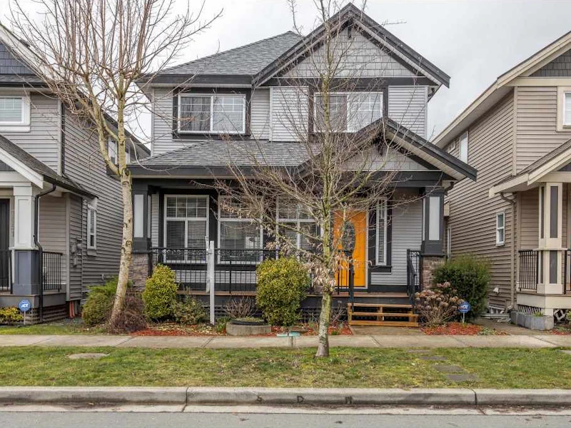 7059 195a Street, Surrey BC V4N 5Z6