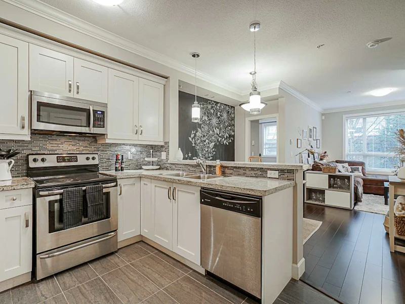 215 - 13897 Fraser Highway, Surrey BC V3T 0G8