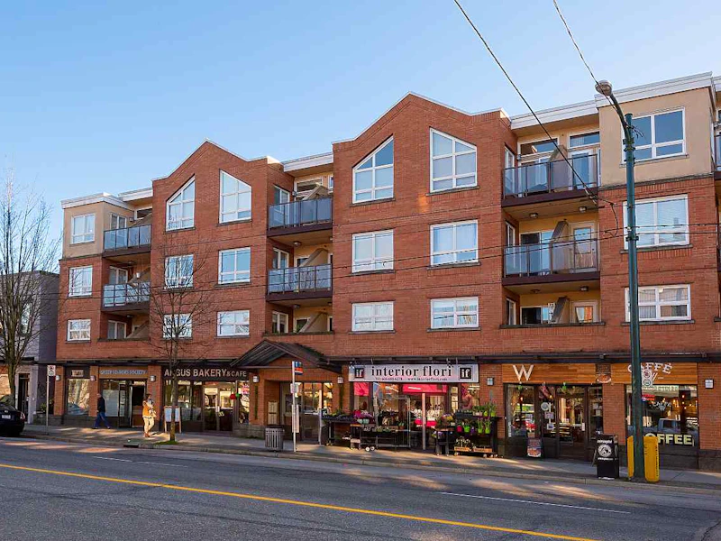 312 - 3638 W Broadway Avenue, Vancouver BC V6R 2B7