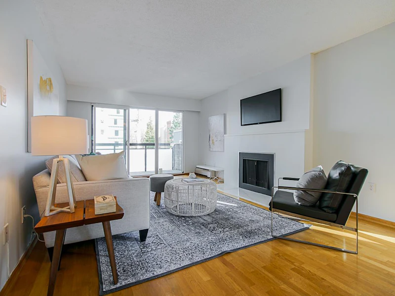 301 - 1855 Nelson Street, Vancouver BC V6G 1M9