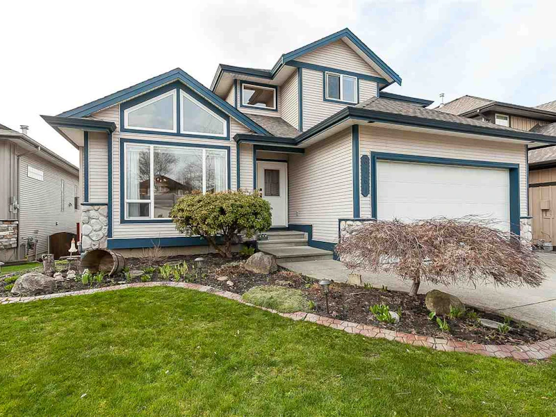 6761 178b Street, Surrey BC V3S 9E1
