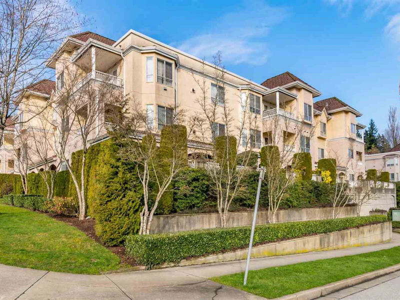 110 - 523 Whiting Way, Coquitlam BC V3J 7W9