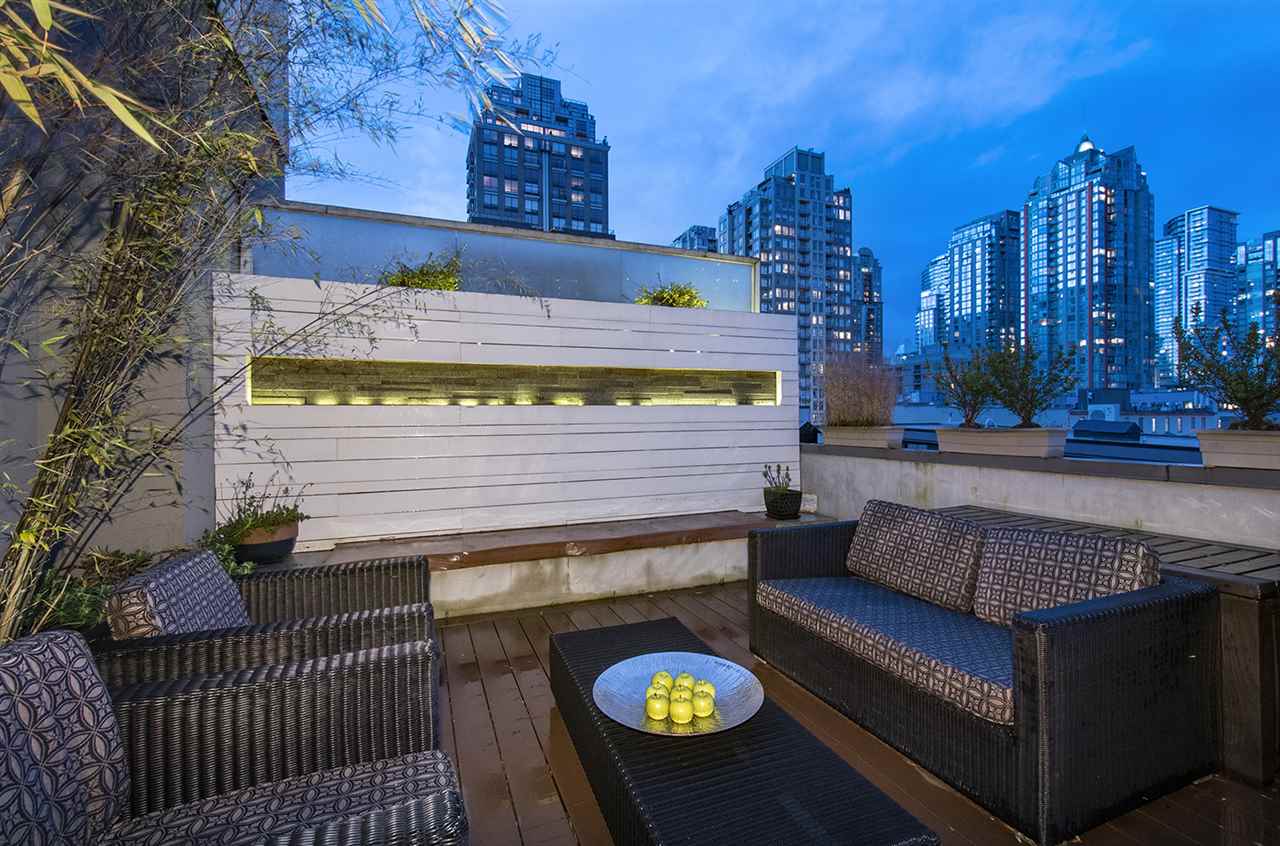 604-1072 Hamilton St  