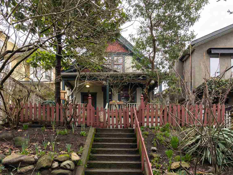 857 Keefer Street, Vancouver BC V6A 1Y8