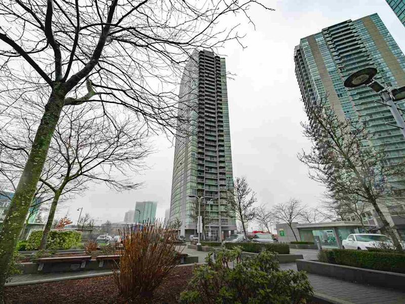 608 - 13618 100th Avenue, Surrey BC V3T 0A8