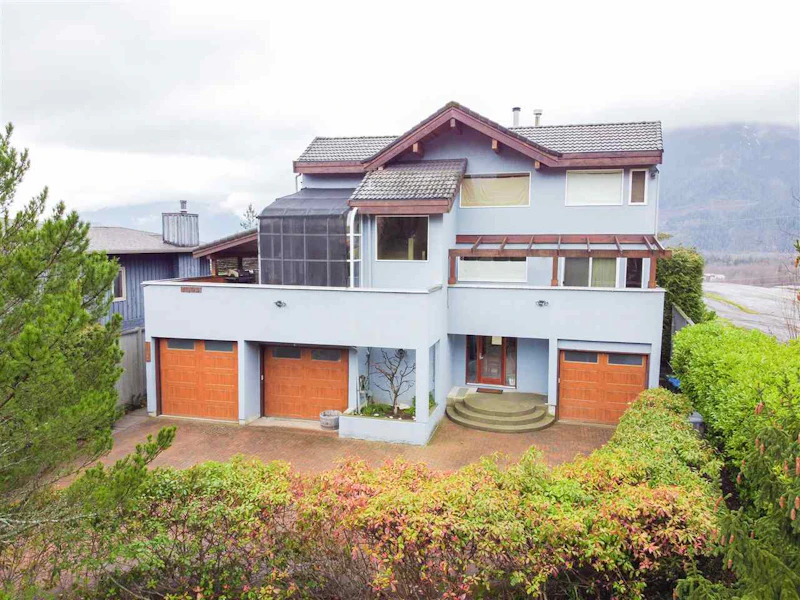 1005 Panorama Place, Squamish BC V0N 0C2