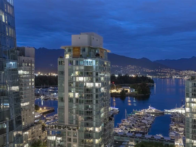 1501 - 1415 W Georgia Street, Vancouver BC V6G 3C8