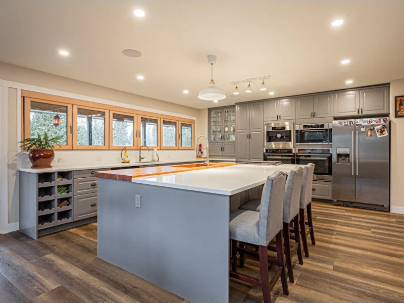 8611 Gaglardi Street, Mission BC V4S 1B2