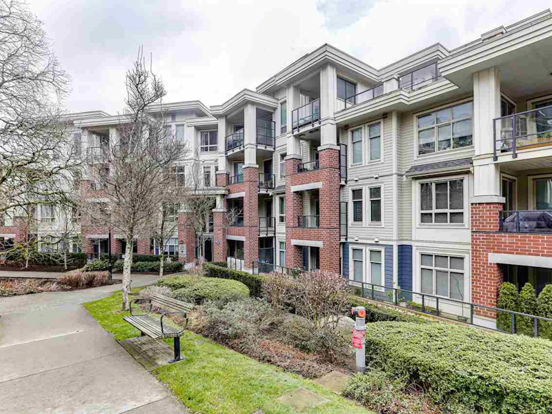 407 - 245 Ross Drive, New Westminster BC V3L 0C6