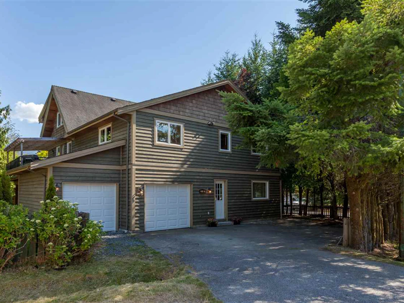 40616 N Highlands Way, Squamish BC V8B 0G1