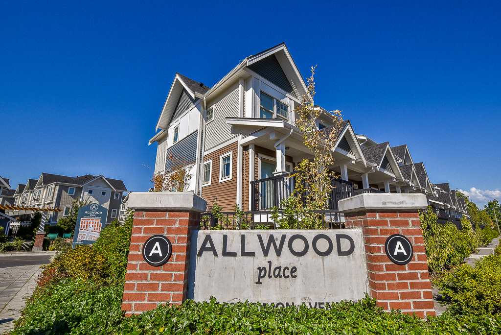 85-32633 Simon Ave  