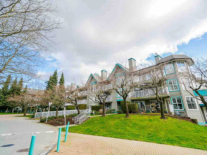 213 - 15150 108th Avenue, Surrey BC V3R 0V1