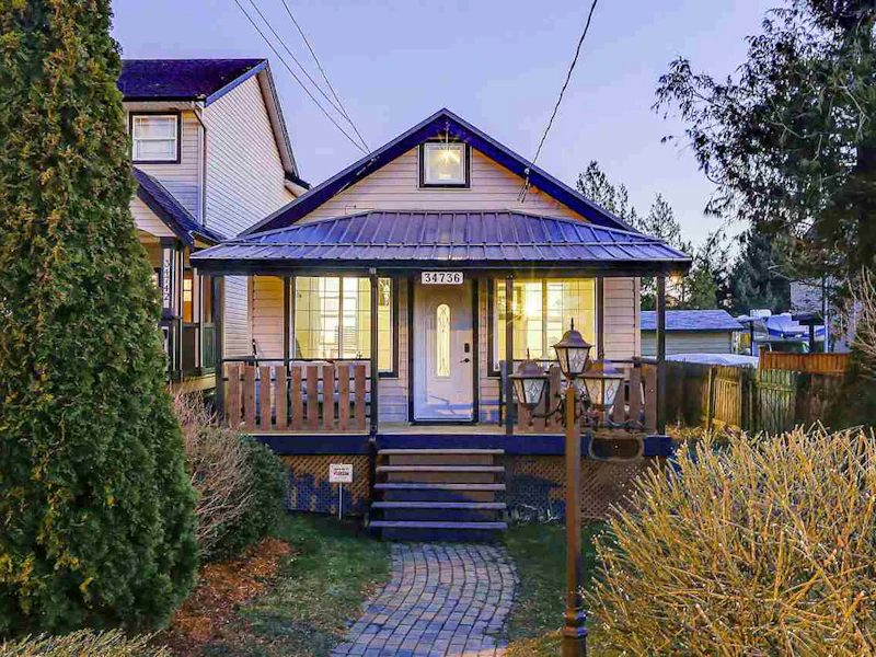 34736 4th Avenue, Abbotsford BC V2S 8B8