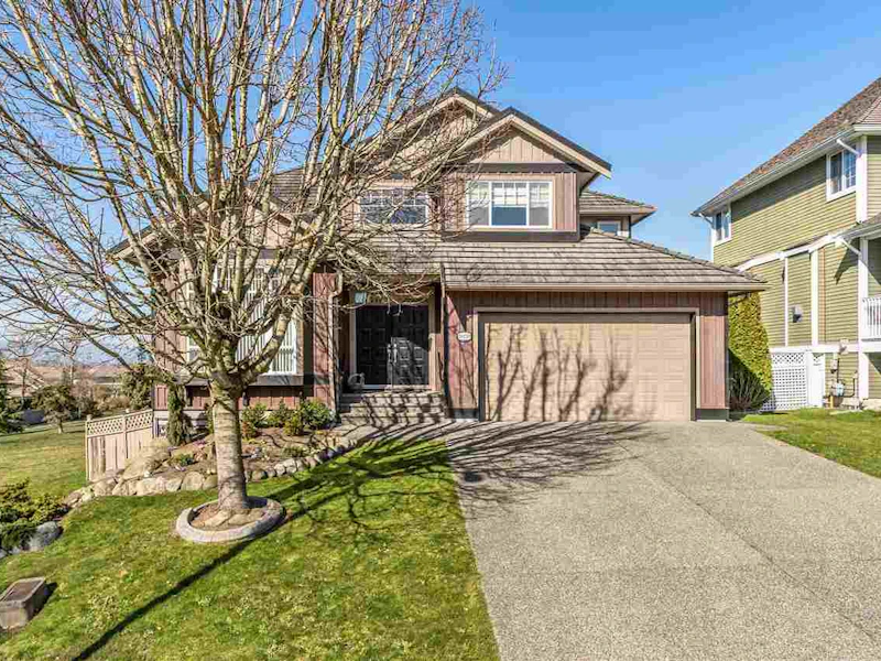 18239 Claytonhill Drive, Surrey BC V3S 7N5