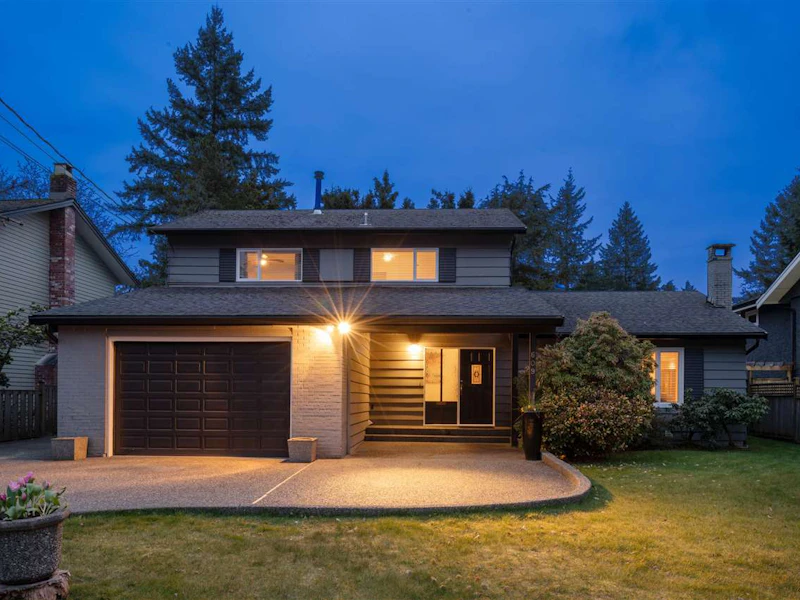 609 E Carisbrooke Road, North Vancouver BC V7N 1N8