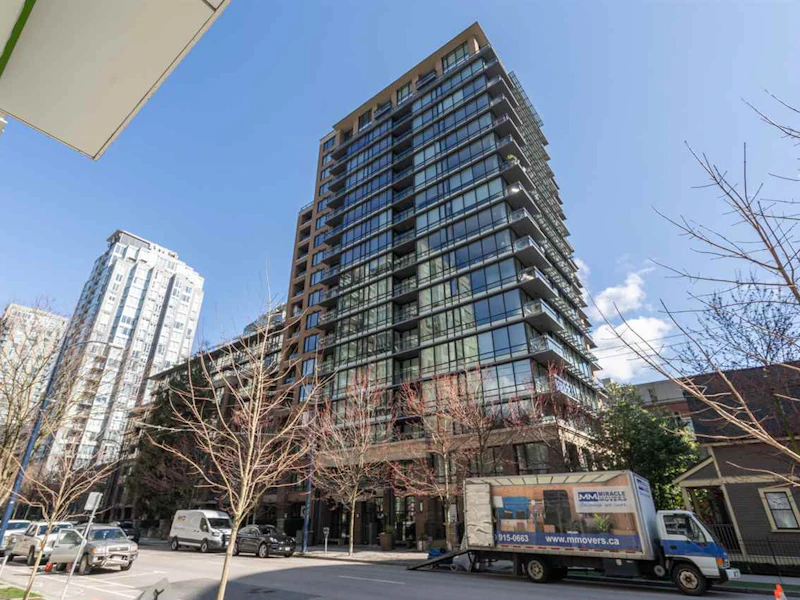 401 - 1088 Richards Street, Vancouver BC V6B 0J8