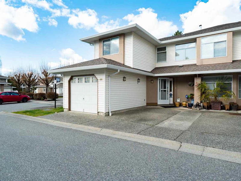 401 - 8260 162a Street, Surrey BC V4N 0P6