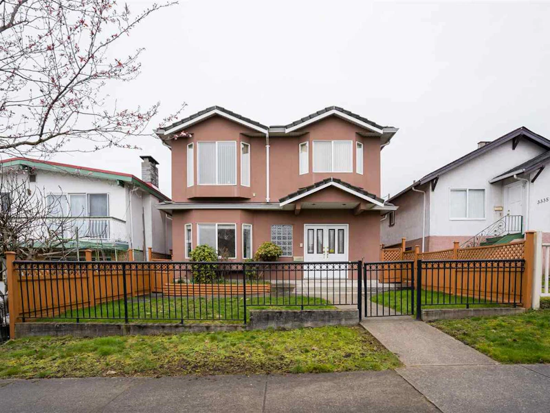 3333 Venables Street, Vancouver BC V5K 2S7