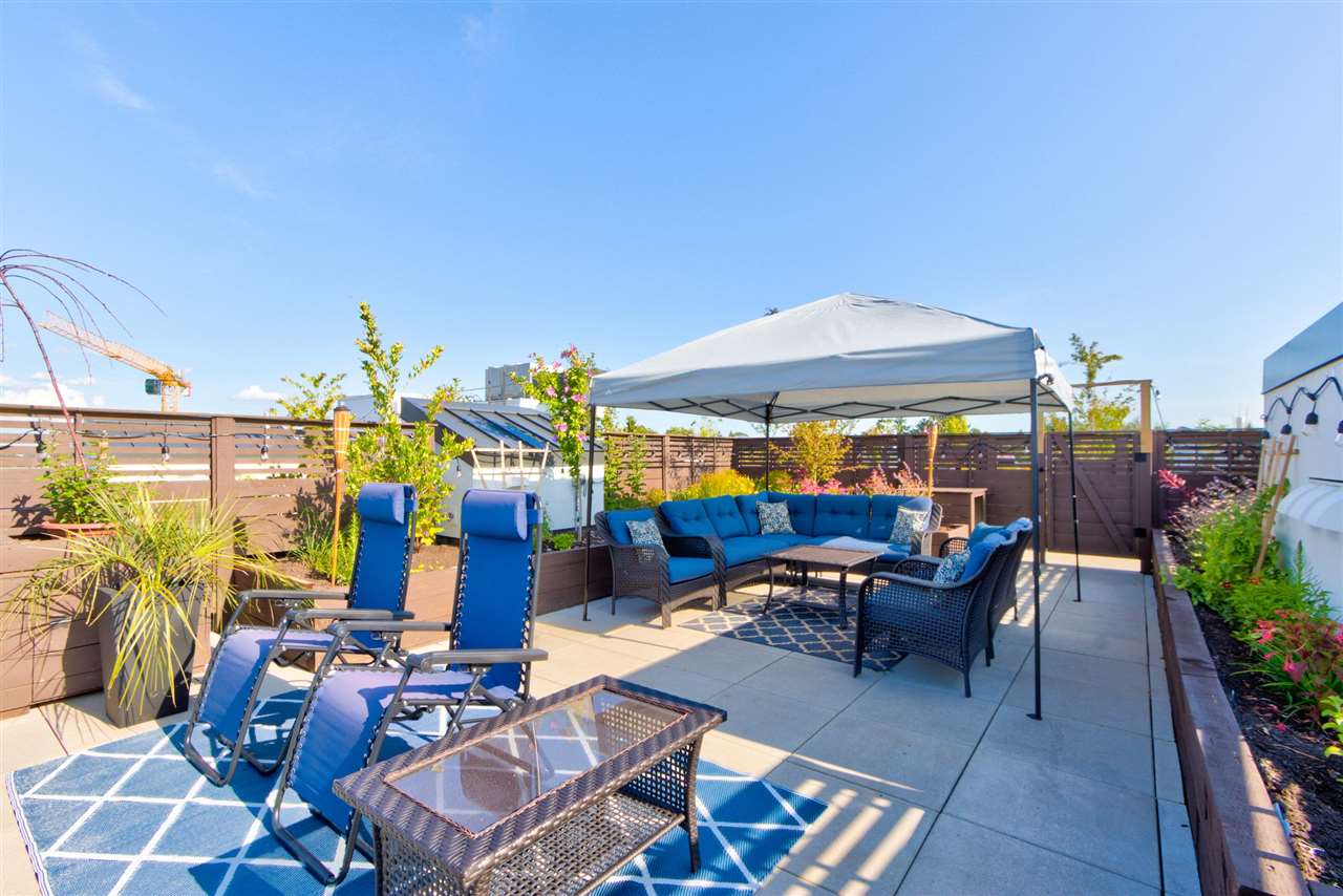 410-630 E Broadway St  