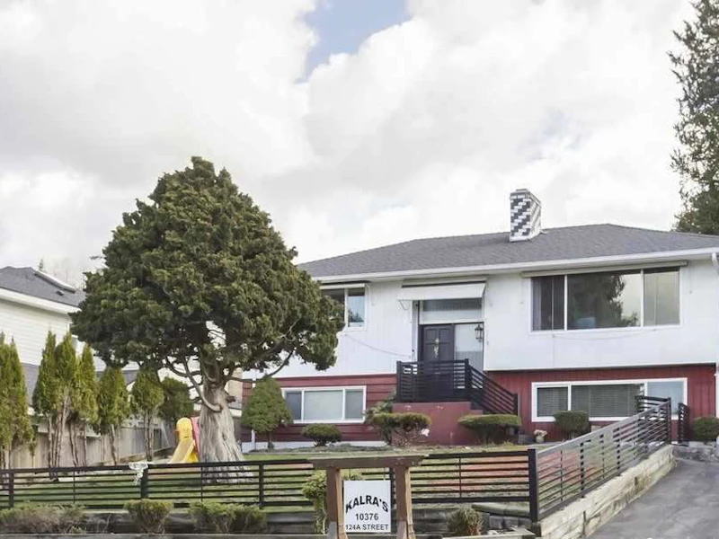 10376 124a Street, Surrey BC V3V 4W9