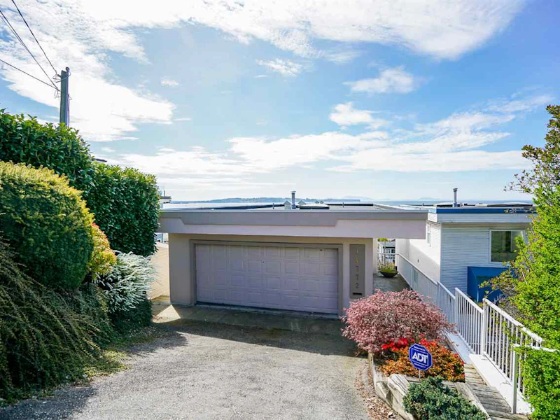 14772 Mcdonald Avenue, Surrey BC V4B 2C8