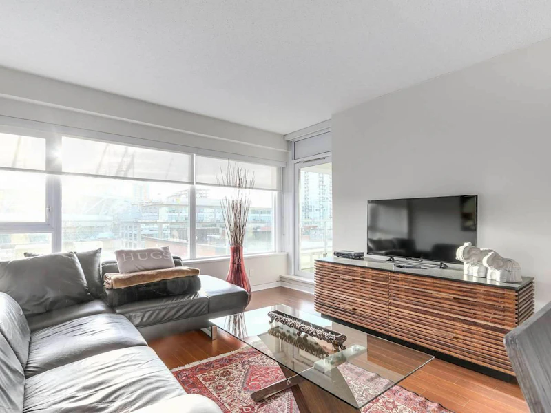 605 - 821 Cambie Street, Vancouver BC V6B 0E3