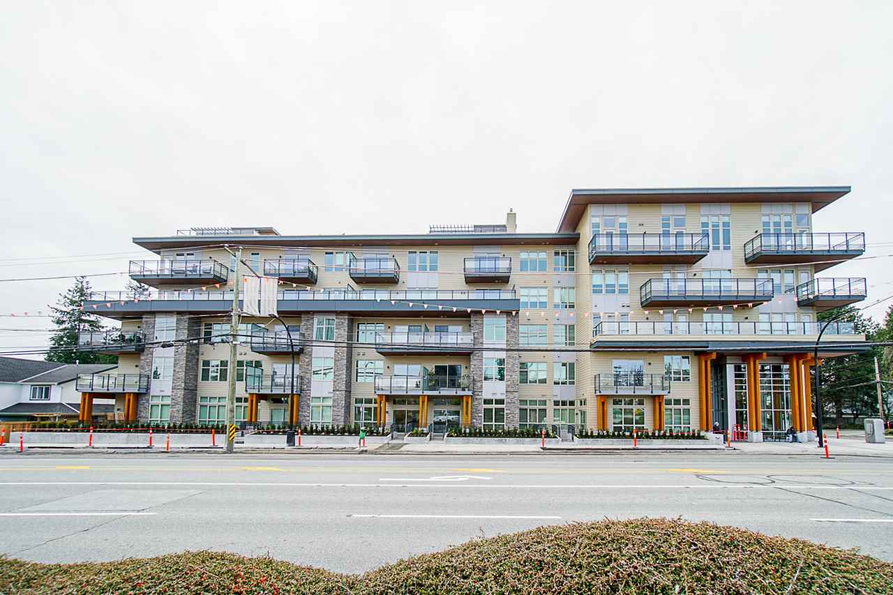 103-14022 North Bluff Rd  