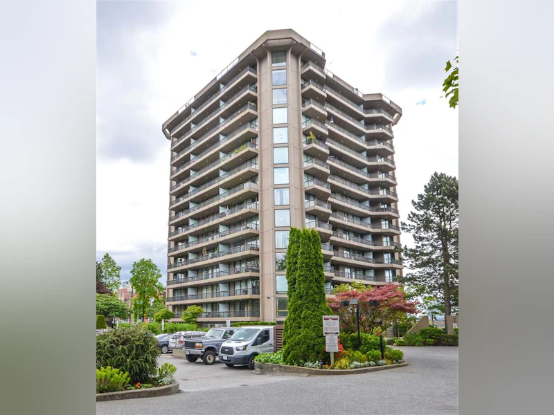 607 - 3760 Albert Street, Burnaby BC V5C 5Y8