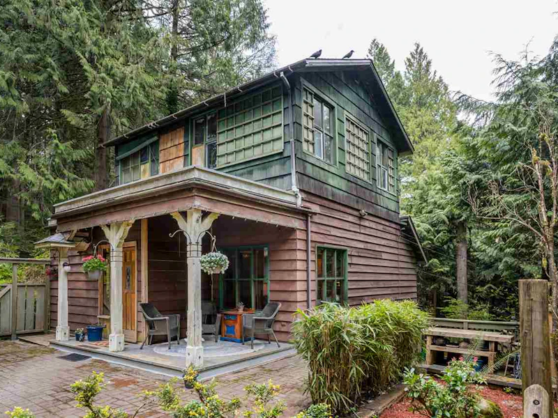 4395 Rice Lake Road, North Vancouver BC V7K 1W1