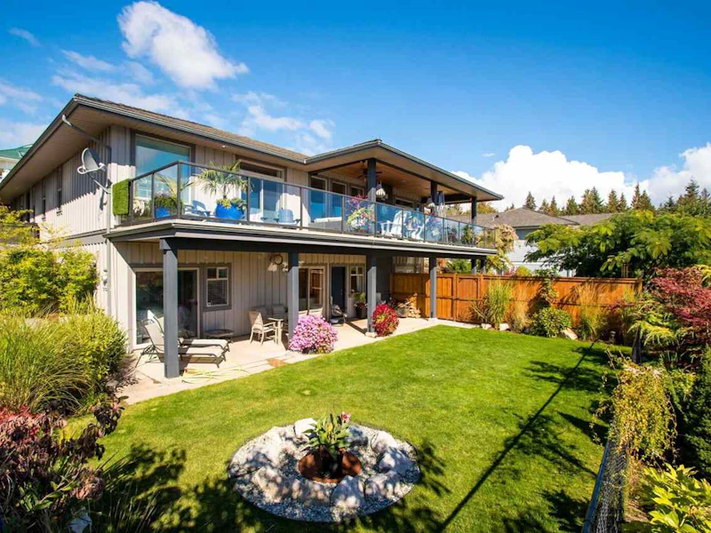 6168 Mika Road, Sechelt BC
