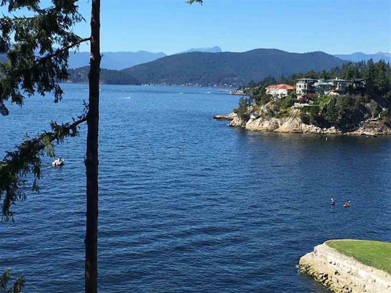 5142 Pitcairn Place, West Vancouver BC V7W 1L8