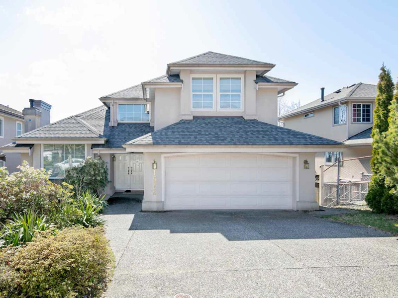 1572 Salal Crescent, Coquitlam BC V3E 2X7