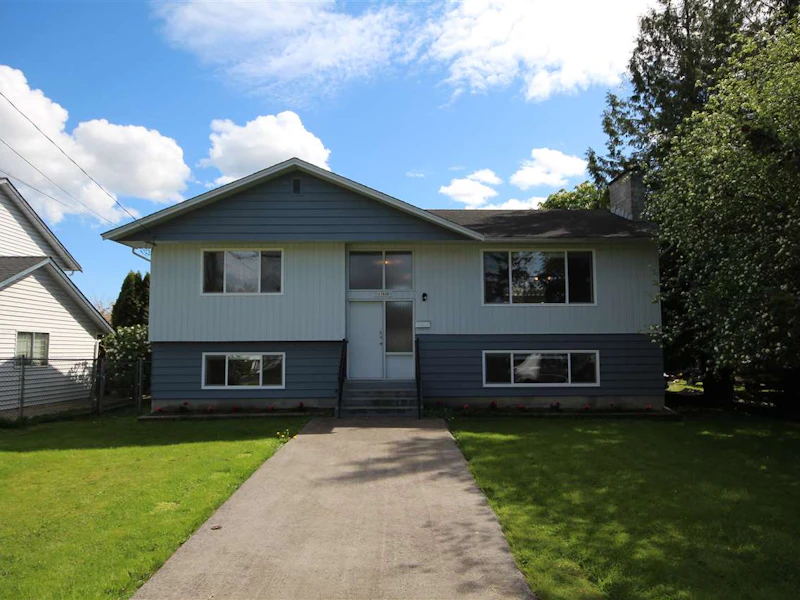 17836 59a Avenue, Surrey BC V3S 1R1