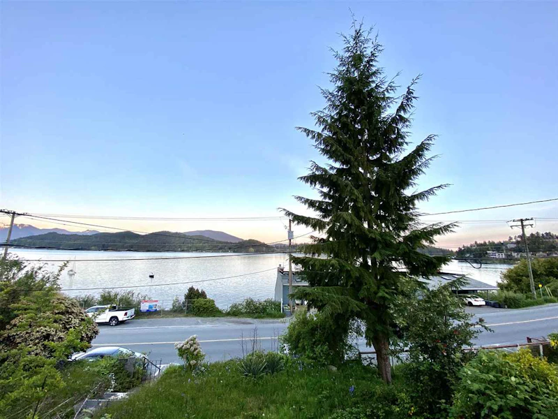 517 Marine Drive, Gibsons BC