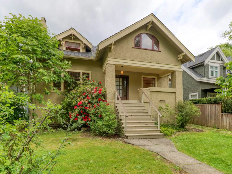 2635 W 43rd Avenue, Vancouver BC V6N 3H8