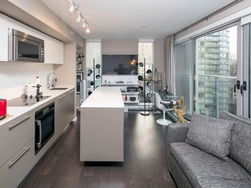 1502 - 999 Seymour Street, Vancouver BC V6B 0M5