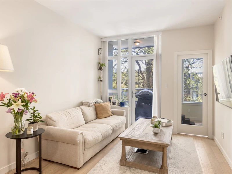 508 - 2033 W 10th Avenue, Vancouver BC