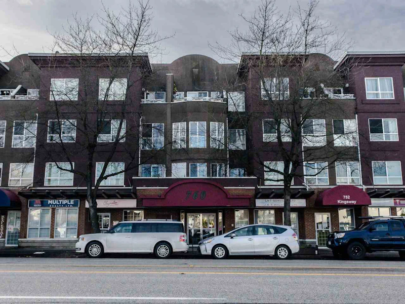 323 - 760 Kingsway Avenue, Vancouver BC V5V 3C1