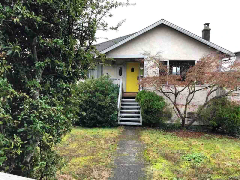2228 Lawson Avenue, West Vancouver BC V7V 2E4