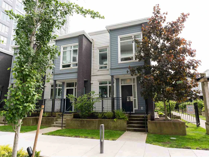 TH9 - 10290 133rd Street, Surrey BC V3T 3Z1