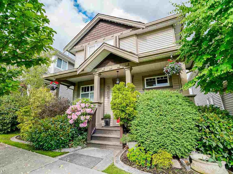 6638 192a Street, Surrey BC V4N 0B9