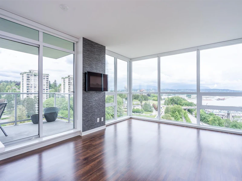 1701 - 125 Columbia Street, New Westminster BC V3L 0G8