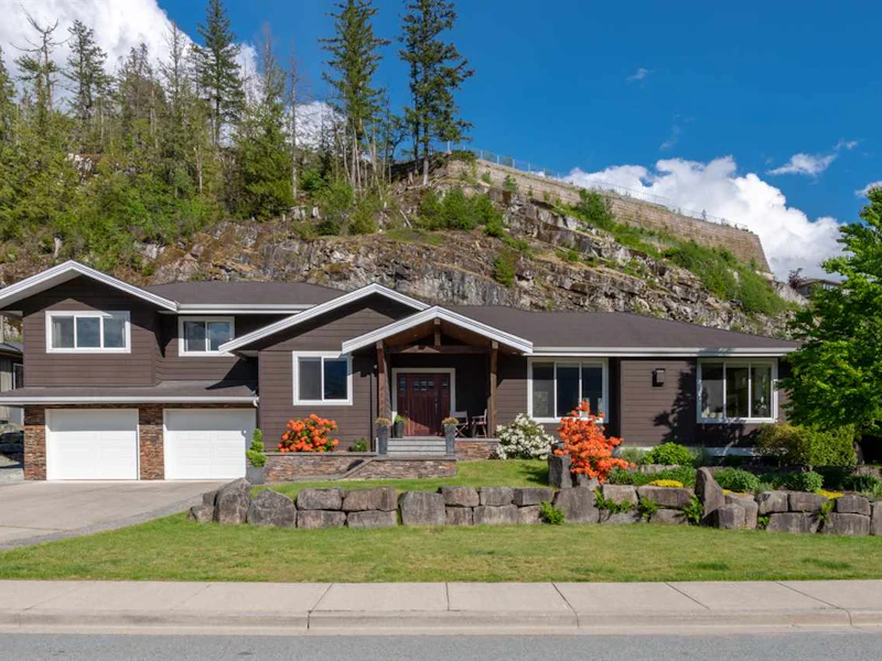 41368 Tantalus Road, Squamish BC V8B 0P6