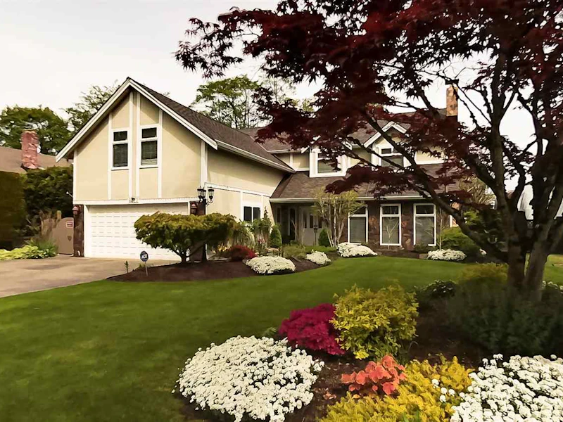 6322 131a Street, Surrey BC V3X 1N9
